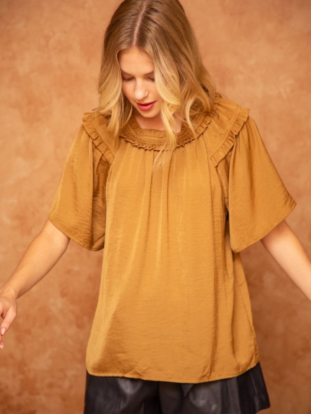 VOY Ruffle Round Neck Satin Top – Boutique | New - Picture 3 of 7